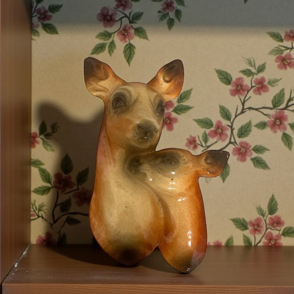 Vintage Mother Deer & Baby Chalkware Cottage Decor Wall Plaque